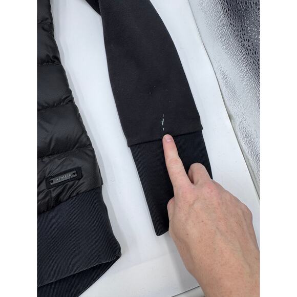 Athleta Insulated Black Hooded Jacket Medium - Picture 5 of 7